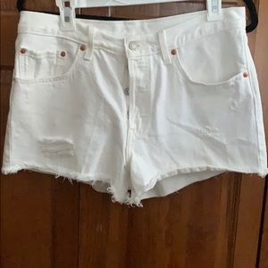 Levi white high waisted jean shorts